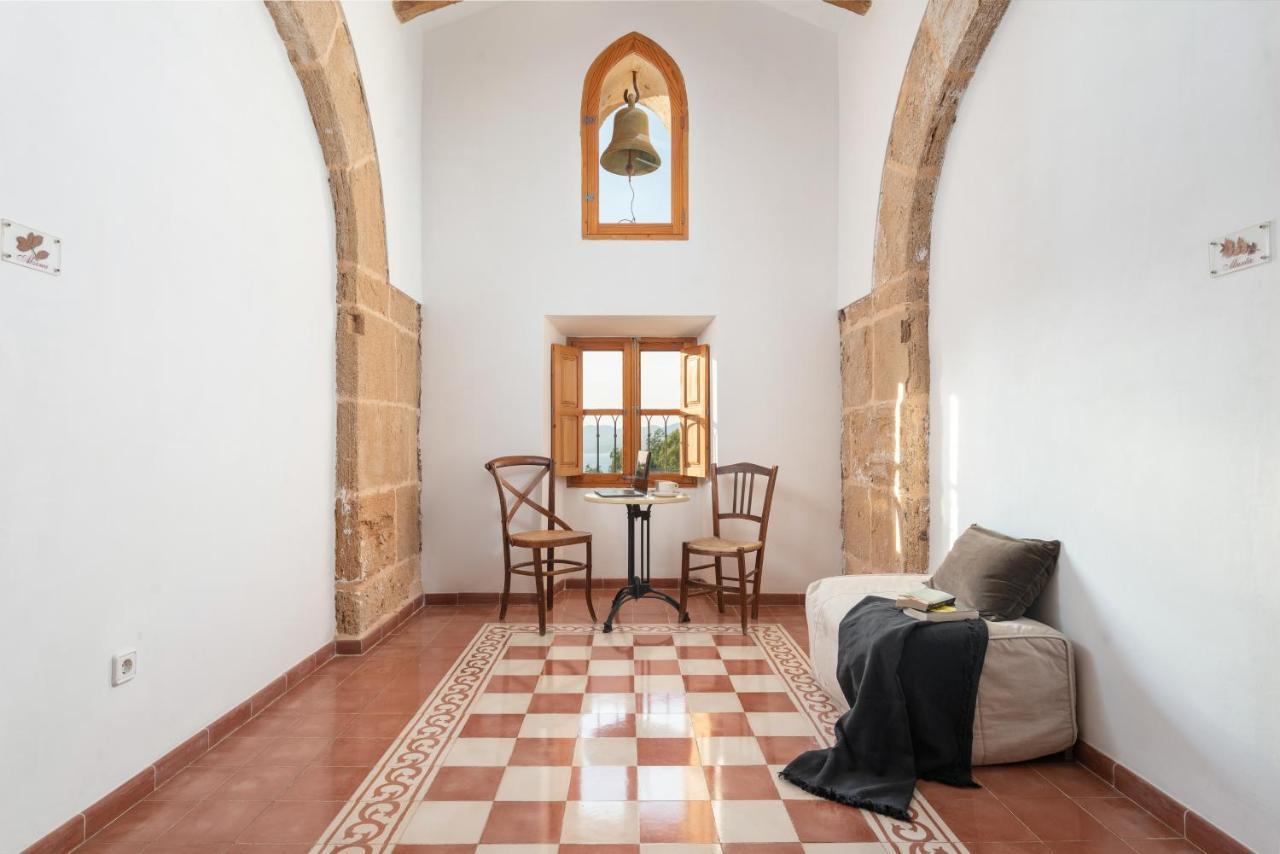 Petit Hotel Hostatgeria La Victoria Alcúdia Extérieur photo