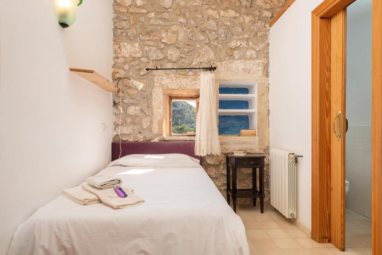 Petit Hotel Hostatgeria La Victoria Alcúdia Chambre photo