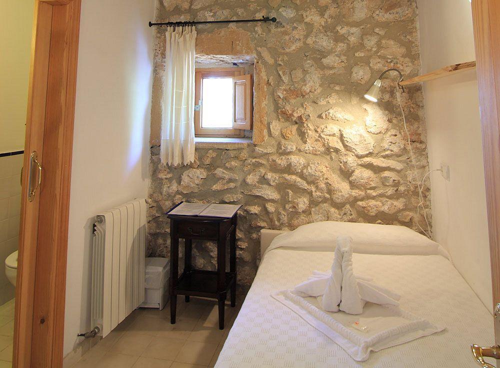 Petit Hotel Hostatgeria La Victoria Alcúdia Extérieur photo