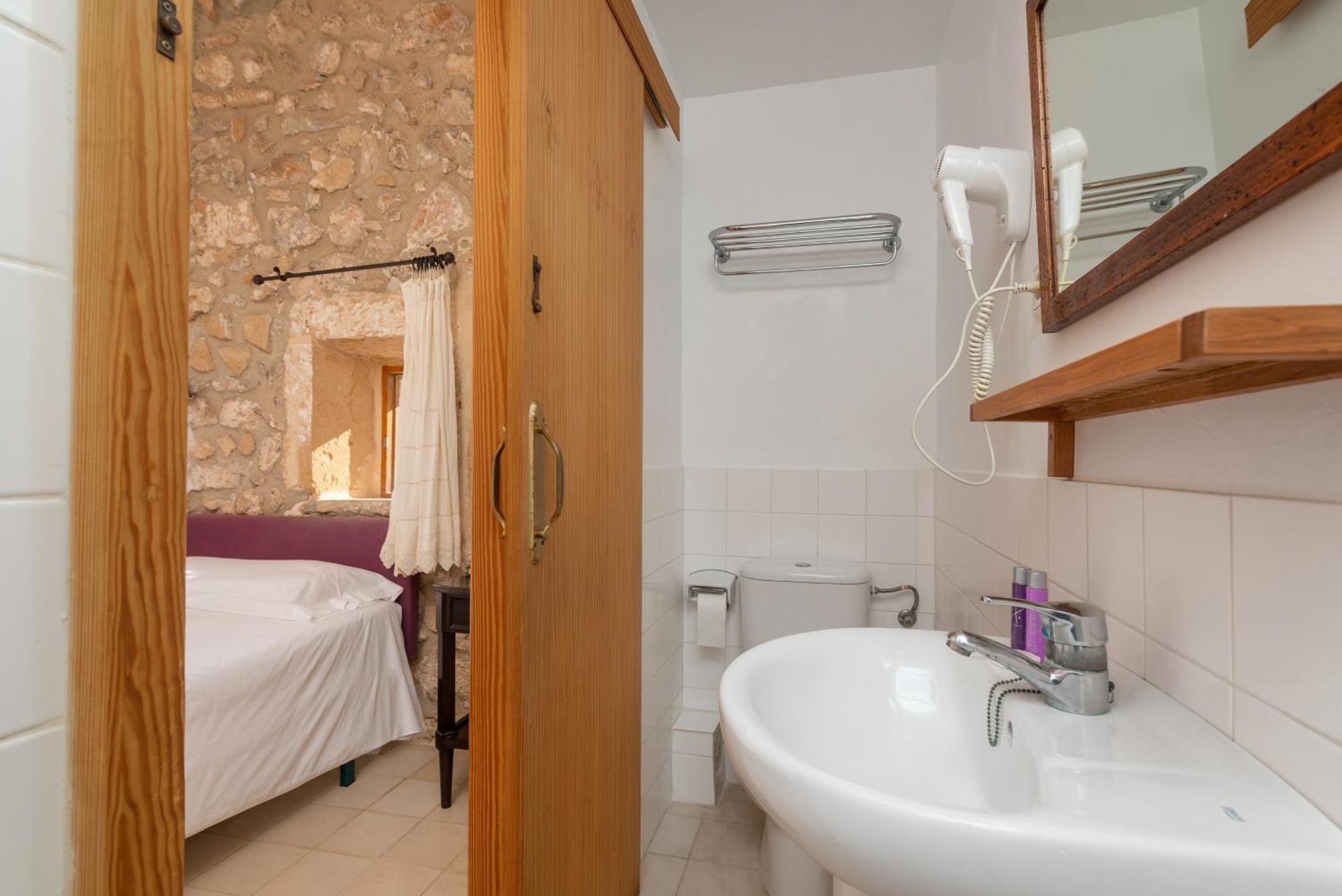 Petit Hotel Hostatgeria La Victoria Alcúdia Chambre photo