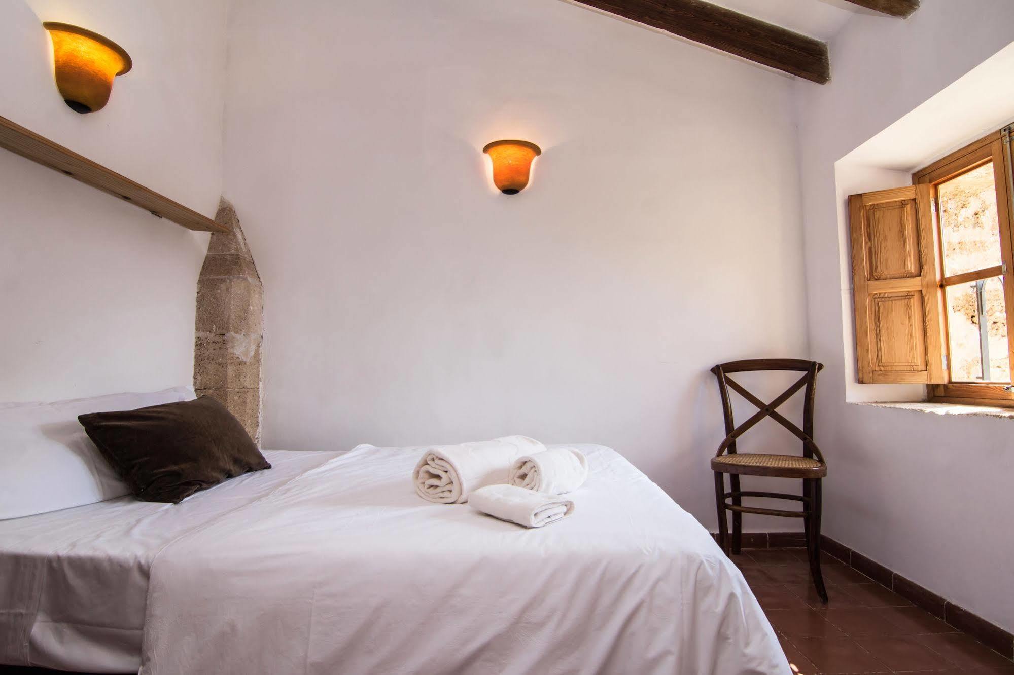 Petit Hotel Hostatgeria La Victoria Alcúdia Extérieur photo