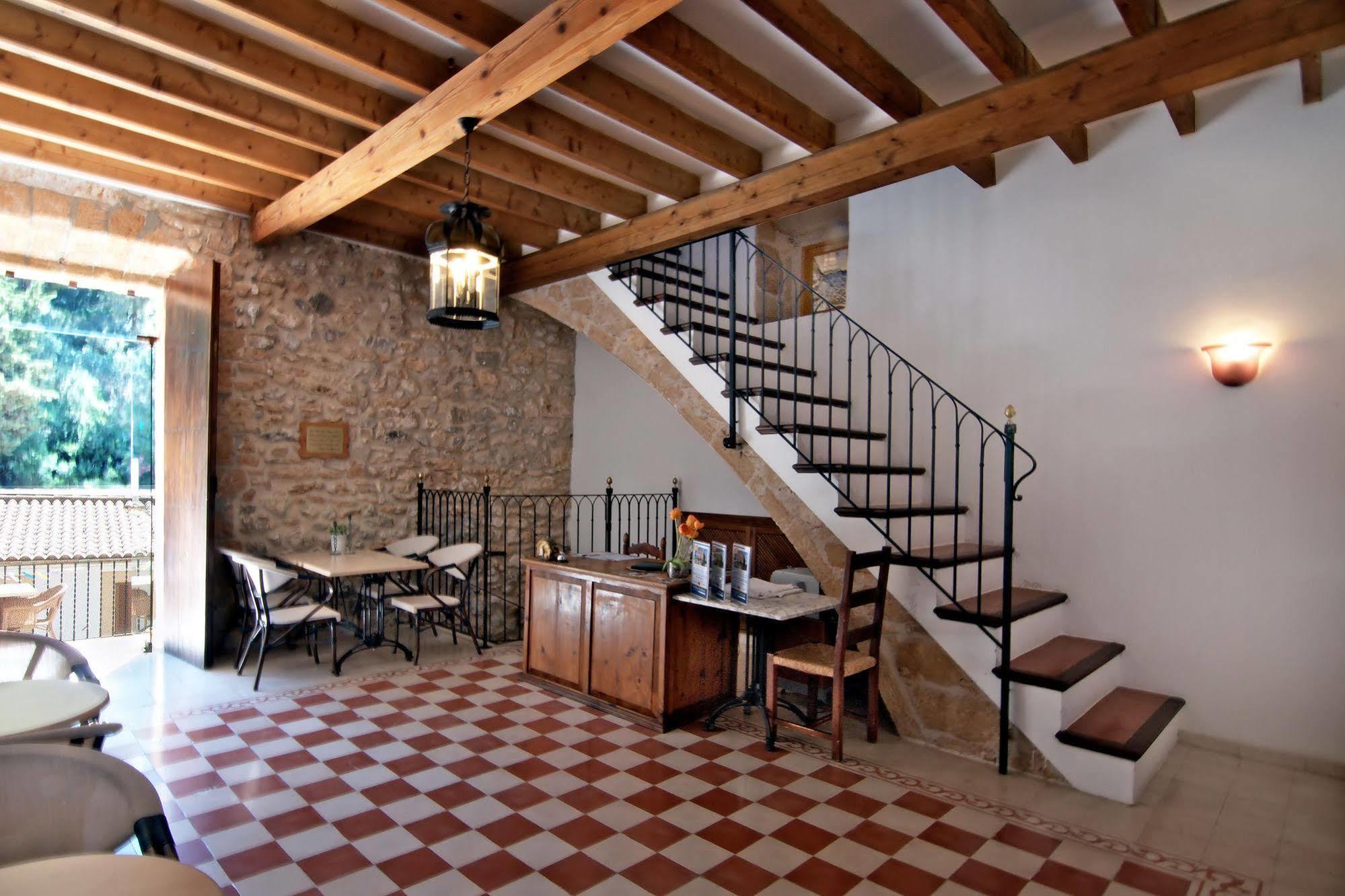 Petit Hotel Hostatgeria La Victoria Alcúdia Extérieur photo
